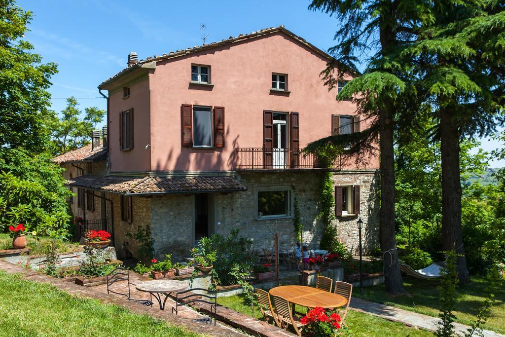Bacialupo Foresteria Montecalvo Versiggia Esterno foto